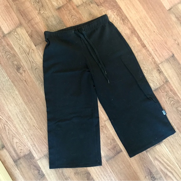 Roots Athletics wide-legged capris - Picture 4 of 6